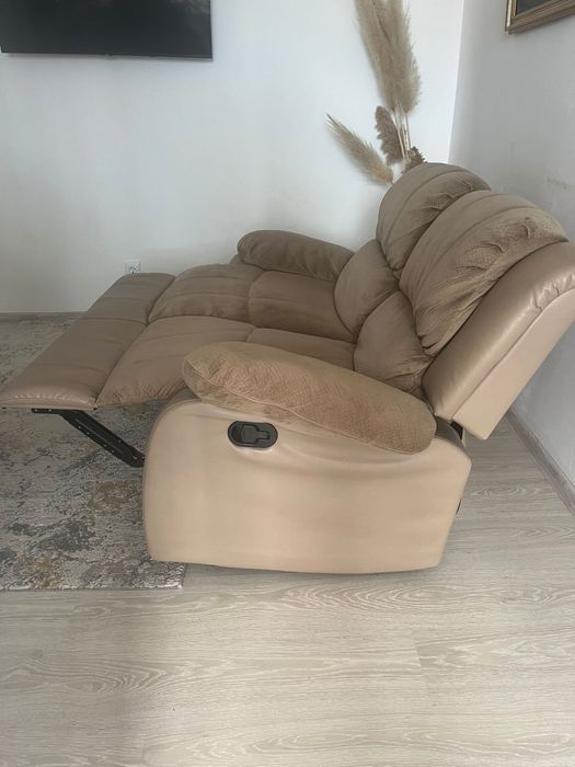Canapea Mobexpert cu recliner