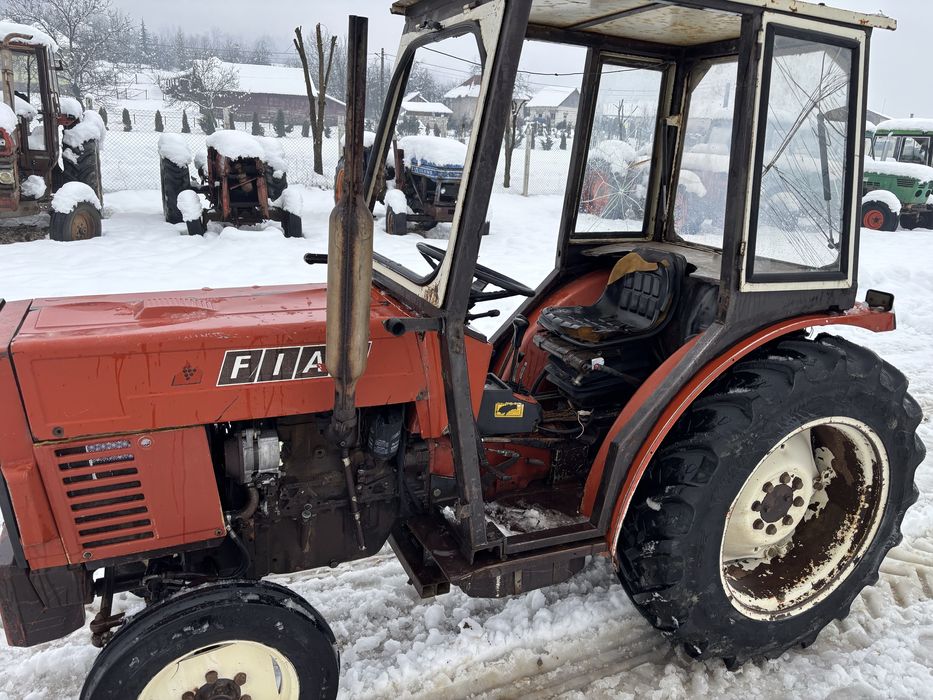 Tractor viticol fiat 570