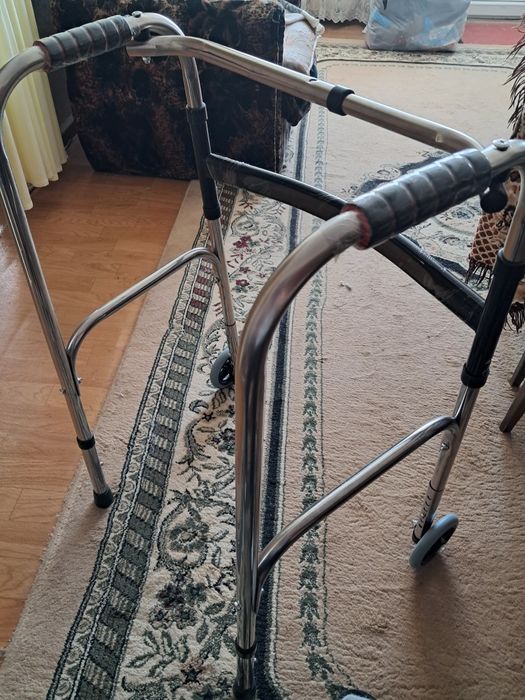 Ходунки  для взрослых