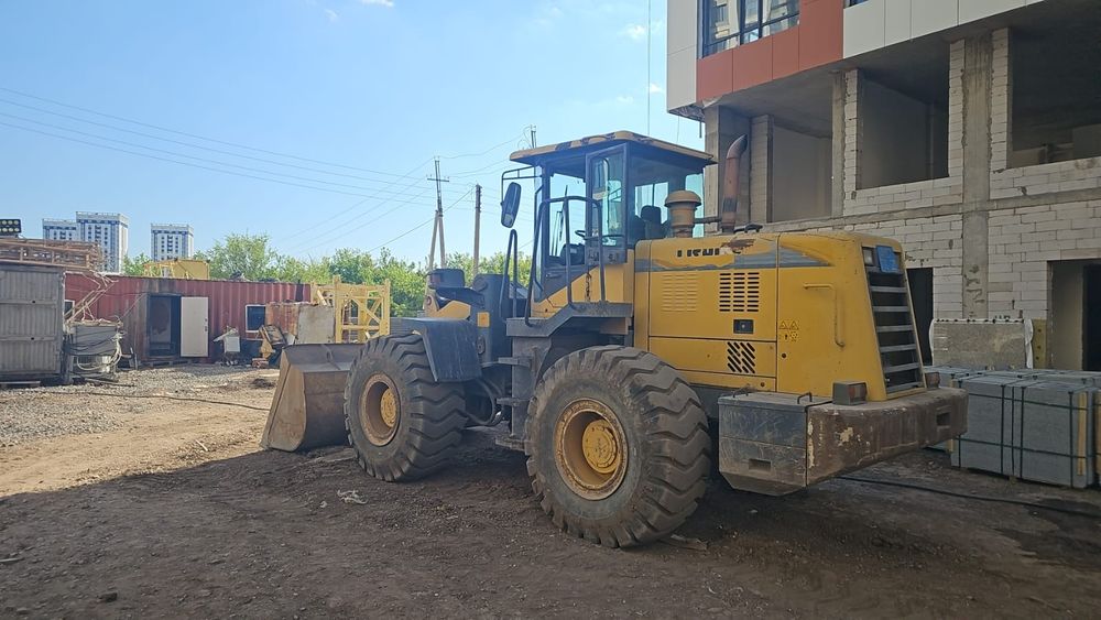 Продам погрузчик