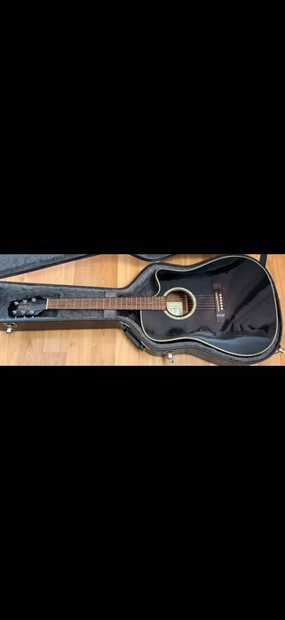 Chitara Takamine electro-acustica