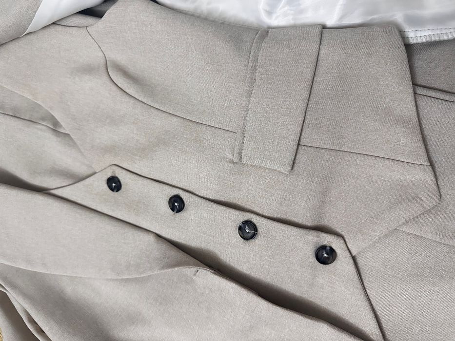 Брючный Костюм-Тройка