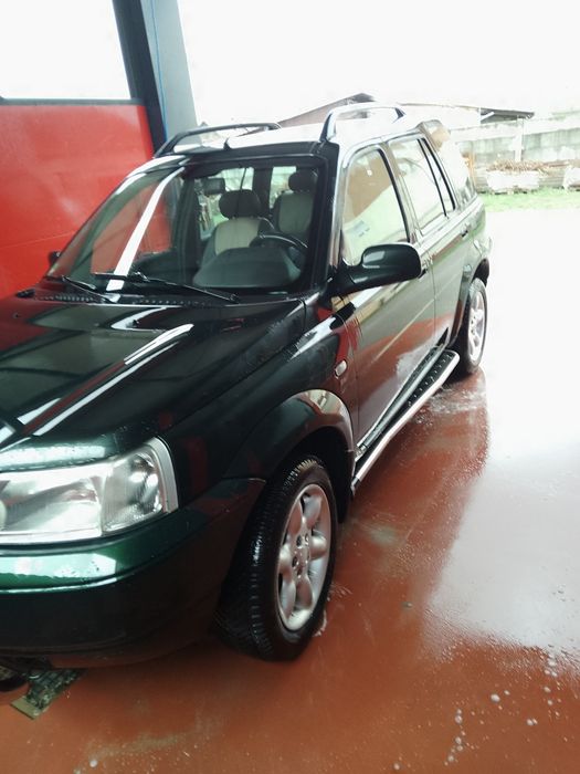 Vind Land Rover model