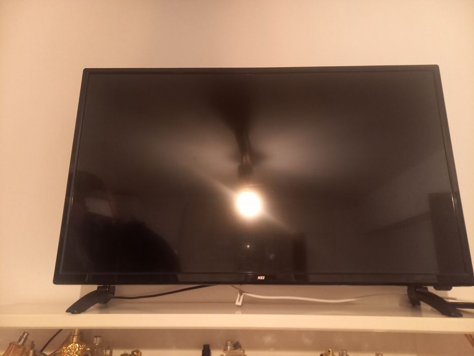 Televizor Nei 32"