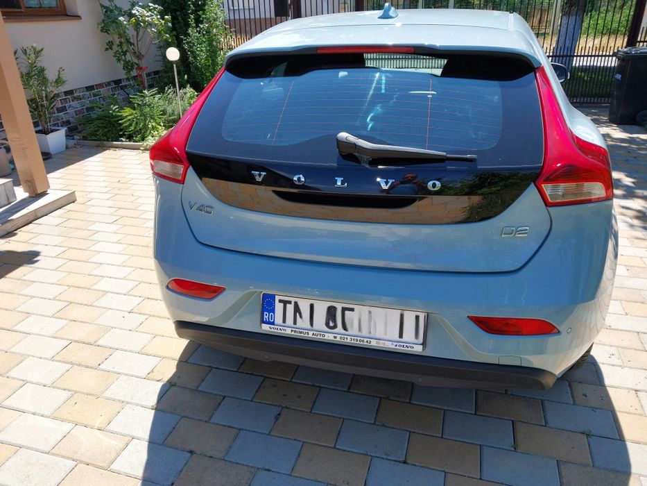 VOLVO V40 2017 — imagine 5
