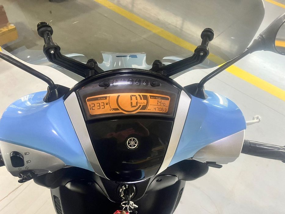 Скутер Yamaha Xenter