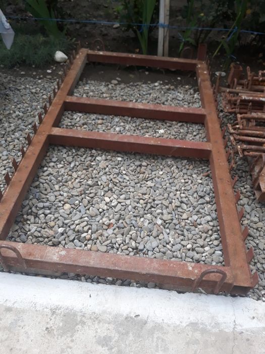 Podine , Rastel de vânzare