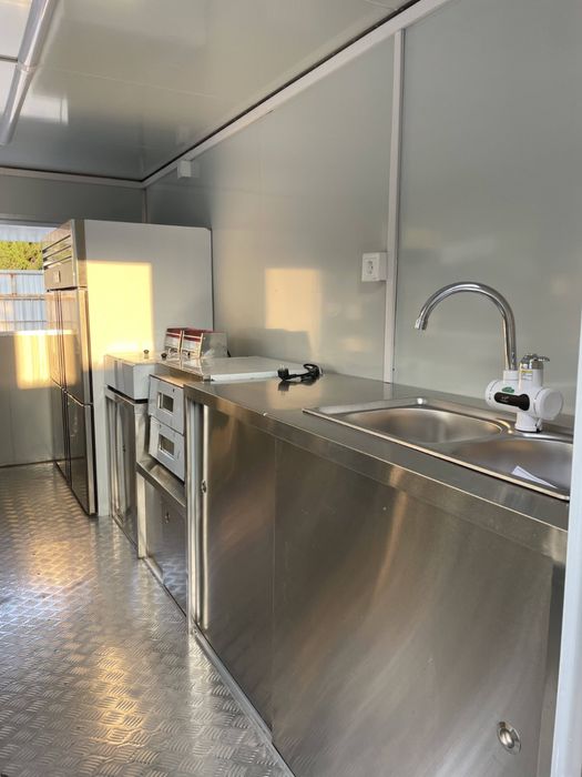 Rulote Comerciale Premium la Comanda, Personalizate, Fast Food Truck