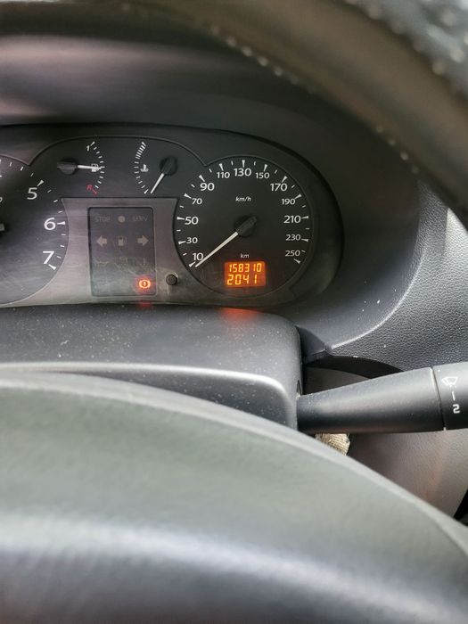 Renault symbol  1.2 benzina
