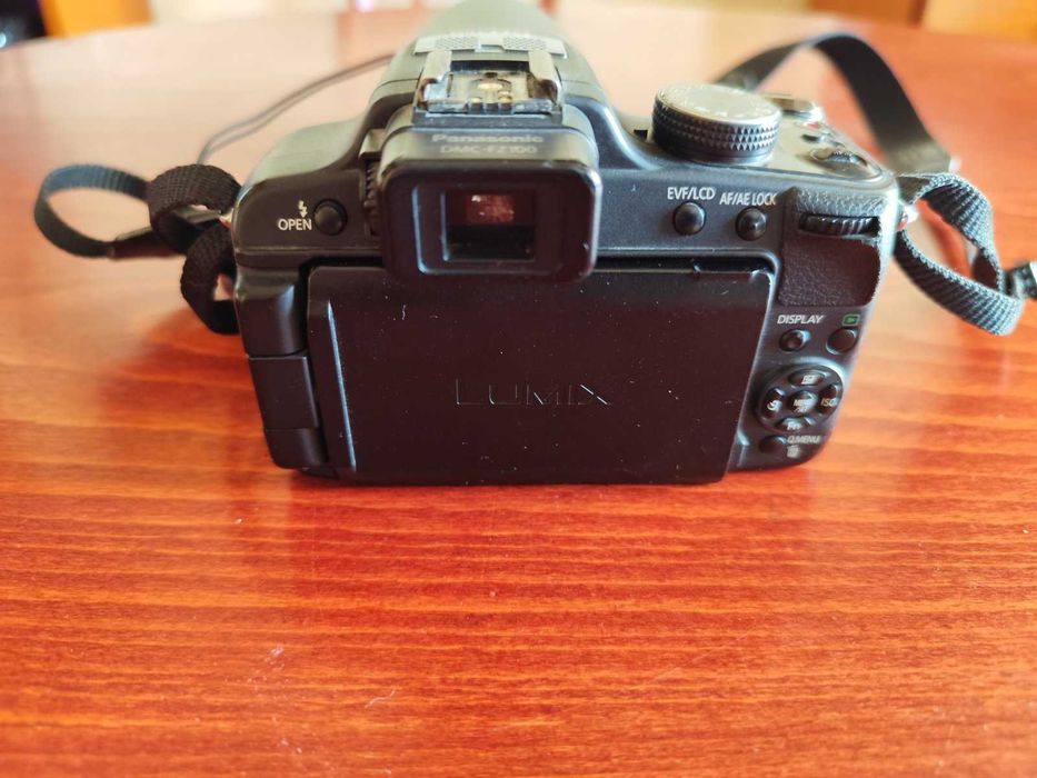 Panasonic Lumix DMC - FZ100