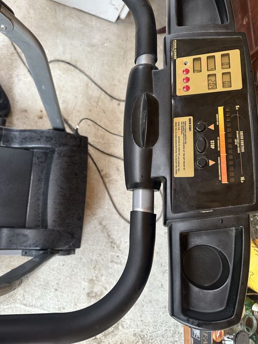 Продавам бягаша пътека