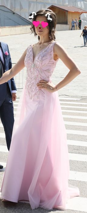 Шикарное вечерное платье