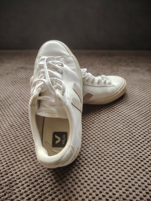 Обувки в прекрасно състояние 38 ,5, естествена кожа