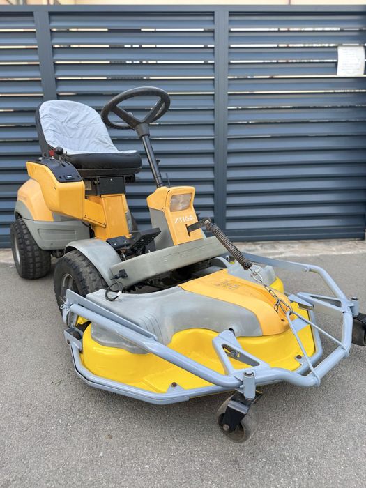 Tractoras de tuns iarba Stiga Park Kohler 25.0cp 724cc profesional