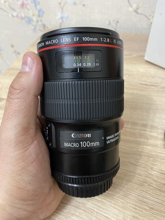 Canon macro 100mm f2.8