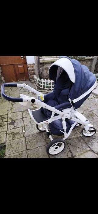 Бебешка количка Adamex