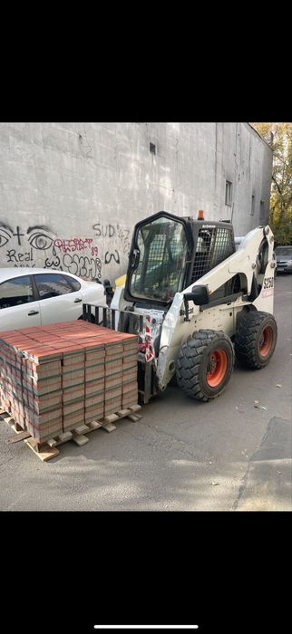 Bobcat Miniincarcator 2.5t/3.5t de inchirat perie asfalt,lame paleti,cupa