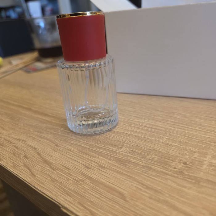 Set 24 sticluțe,  30 ml cu capac rosu