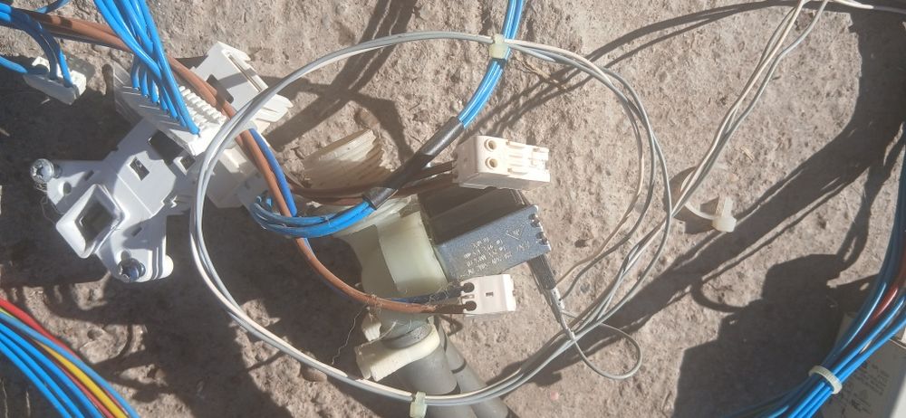 Vând piese masina de spalat Gorenje WA610SYB