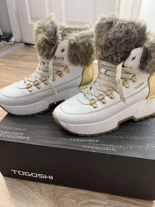 Зимни боти с пух