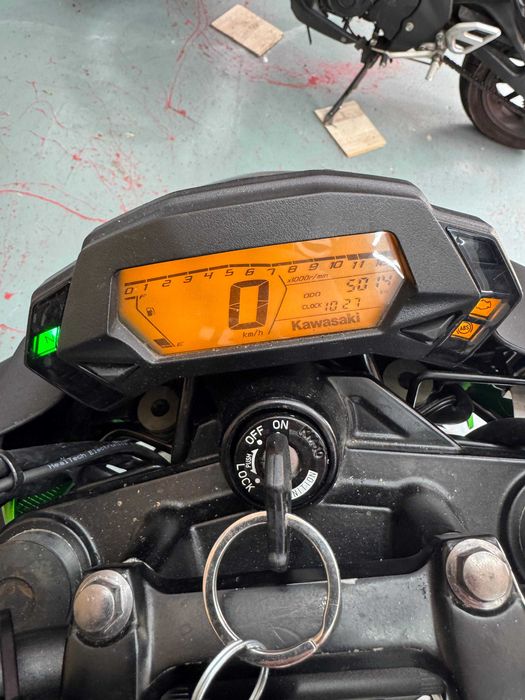 Kawasaki Z125 2023 -GARANTIE-