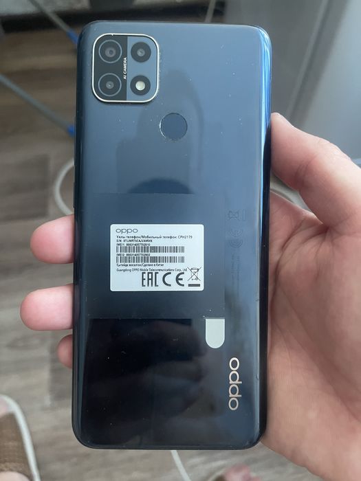 Продам смартфон OPPO 15S