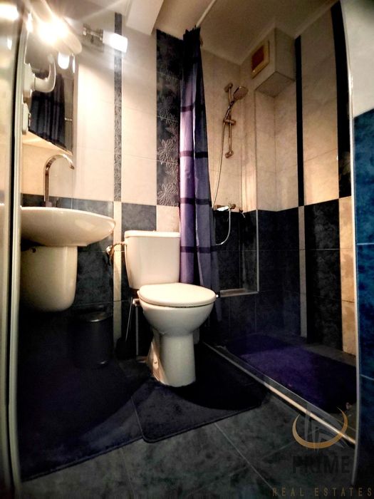 Дава се под наем Тристаен апартамент в Бургас, Възраждане - 105 кв.м за 688.5 € - Снимка #14