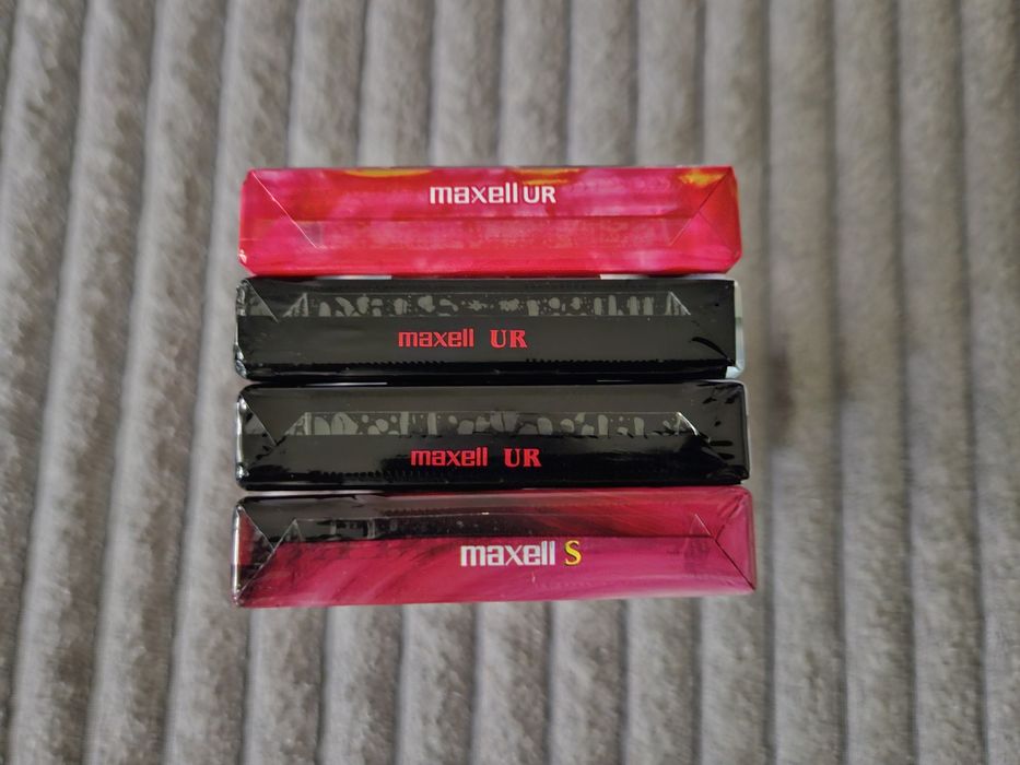 4 Casete Audio Maxell UR Maxell S UK