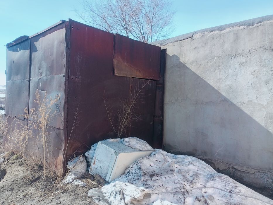 Продам гараж  3 гаражное