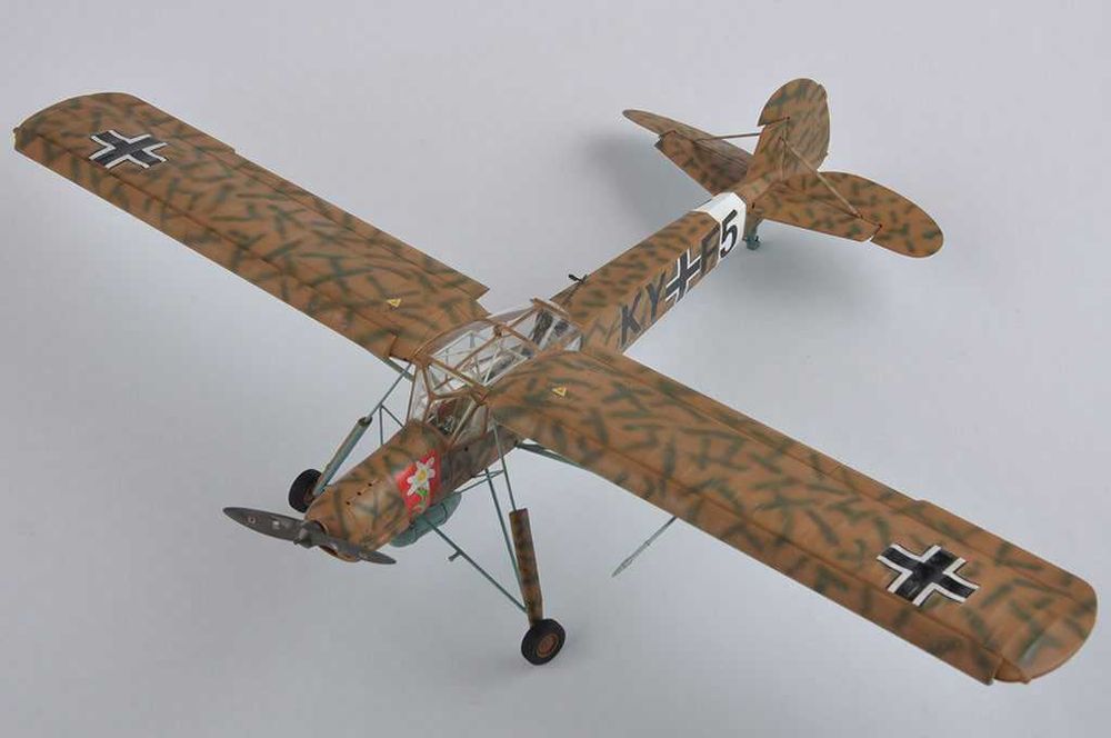 Сборная модель самолета Fi 156 «Шторх» (Academy, 1/72)