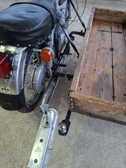 Иж планет 3 с прицепом