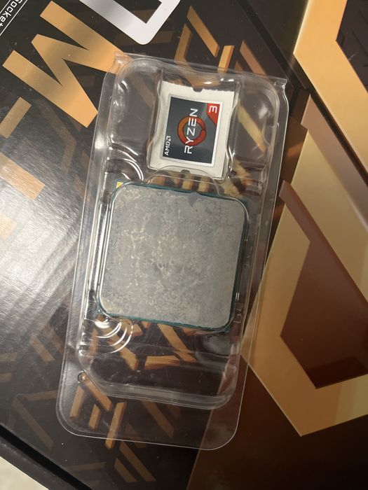 Процессор Ryzen 2200G Am4