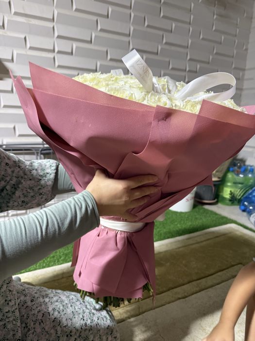 141 роза букет 20К