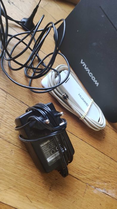wi-fi роутер на Vivacom на 12v. и 220v. Със SIM карта.