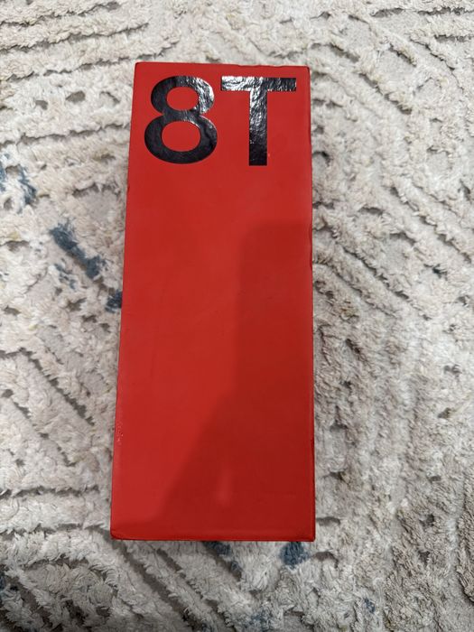 One plus 8T 8/128 snapdragon