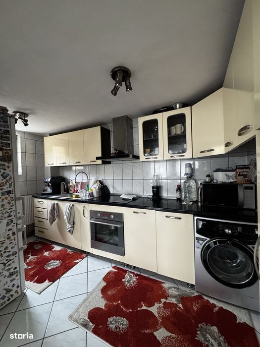 Casa de Vânzare cu lac