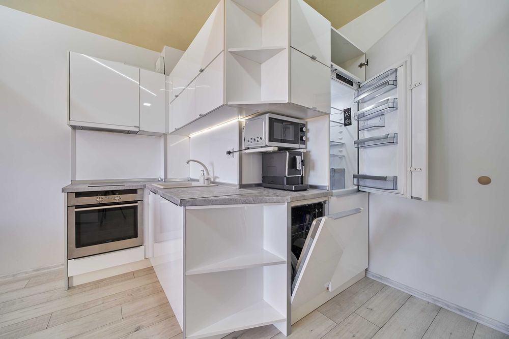 Продава се Двустаен апартамент в Варна, Виница - 56 кв.м за 2429 €/кв.м - Снимка #3