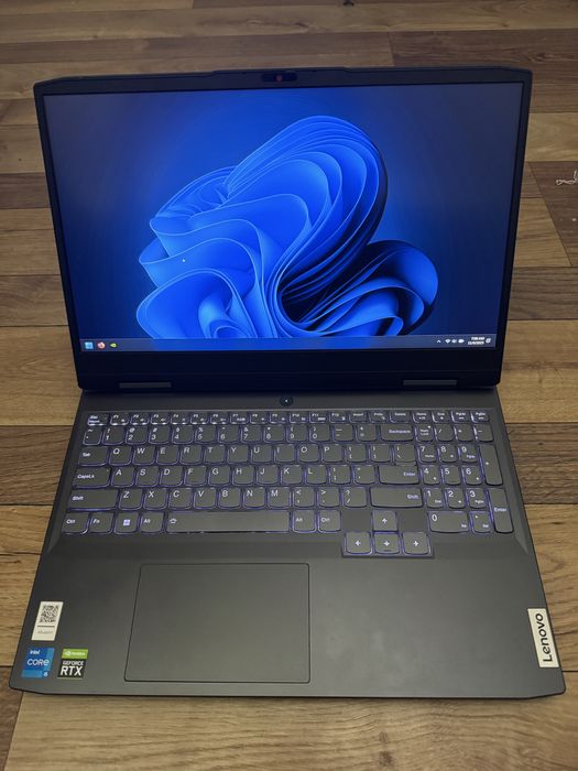 Laptop Gaming Lenovo RTX 3050 Ti
