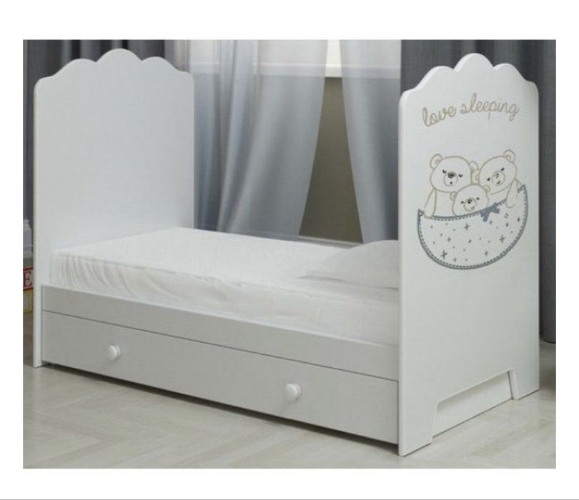 Детская кровать с матрасом