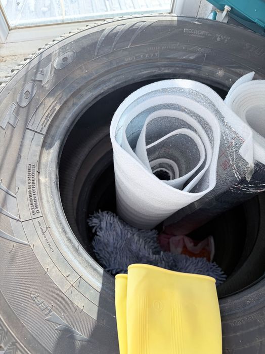 Зимние шины 265/65/17