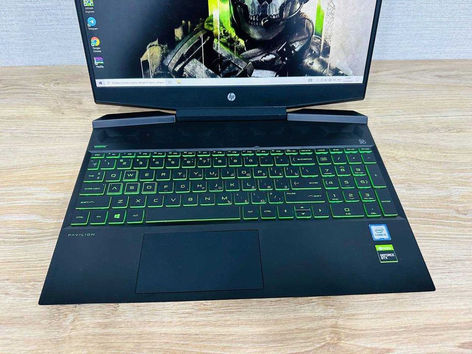Продам Геймерский ноутбук HP Pavilion Gaming в отличном состоянии