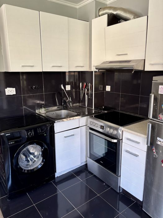 Дава се под наем Двустаен апартамент в Варна, Бриз - 65 кв.м за 747.66 € - Снимка #3