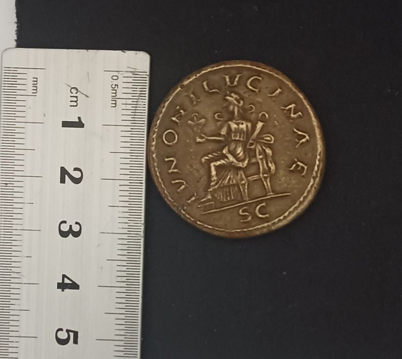 Древнее римская монета