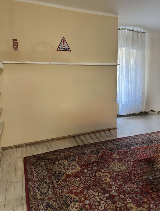 Дава се под наем Тристаен апартамент в София, Докторски паметник - 90 кв.м за 663 € - Снимка #1