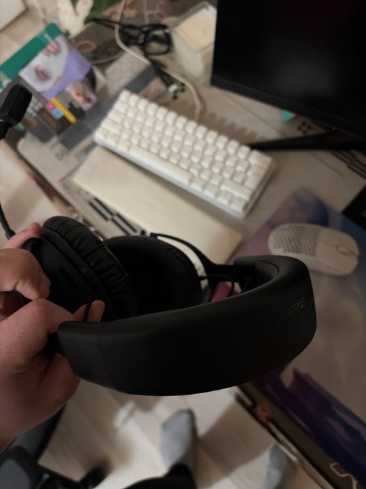 HyperX Cloud III Wireless noi