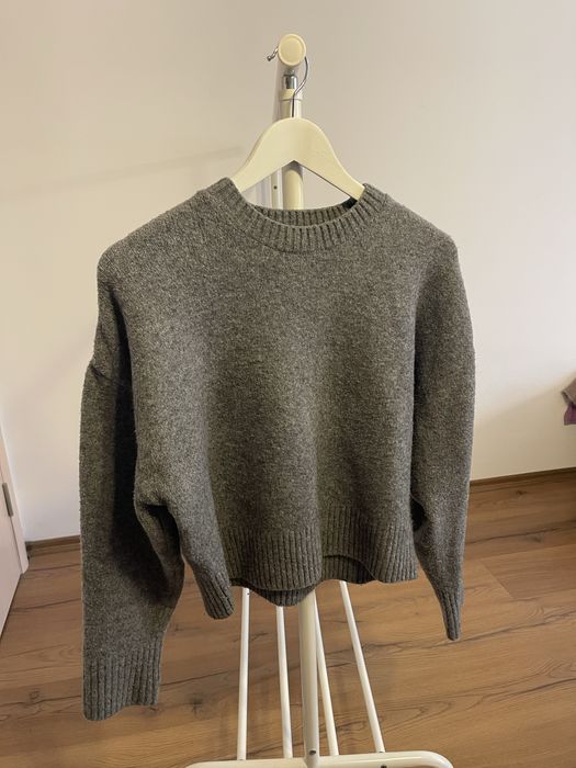 Пуловери Зара