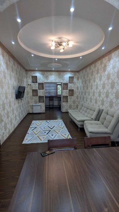Дом возле метро Максим Горький (БИЙ)