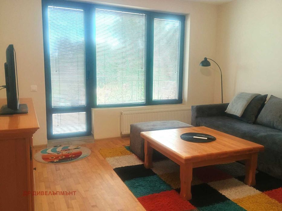 Дава се под наем Двустаен апартамент в София, Център - 74 кв.м за 509.49 € - Снимка #2