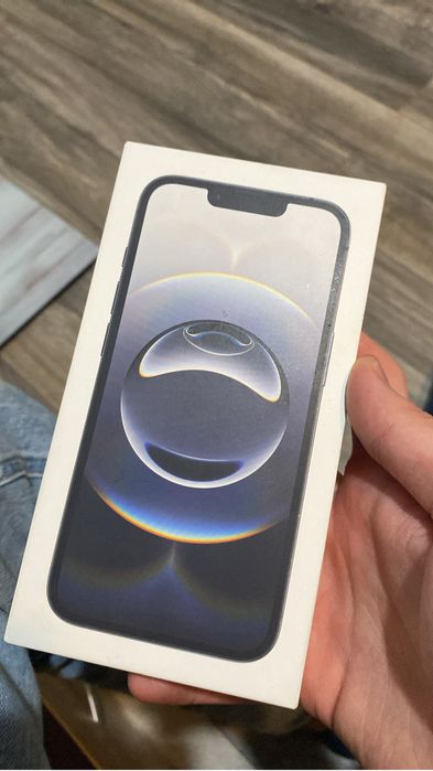 продам Iphone 16e 256 esim + esim, ios 26
