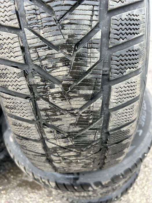 Гуми 225 60 17 Vredstein